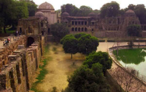 Hauz Khas Fort & Lake - Free location for pre wedding shoot in Delhi