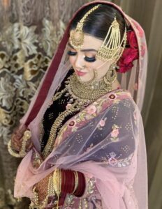 Bridal-Makeup-Artist-in-Vikas-Puri-Delhi-Portfolio-22-1024x1024