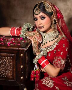 Sanya-Chugh-Bridal-Makeup-Artist-in-Subhash-Nagar-Delhi-Portfolio-2-820x1024