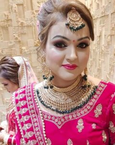 Smriti-Makeup-Hair-Artist-in-Rohini-Portfolio-5