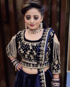 Tanisha-Arora-makeup-artist-in-Rajauri-Garden-1