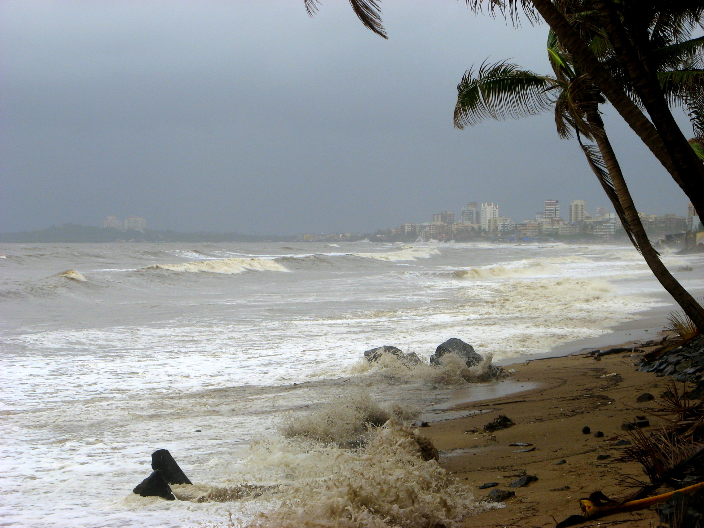 Juhu Beach A Place Where Love Starts To Flow