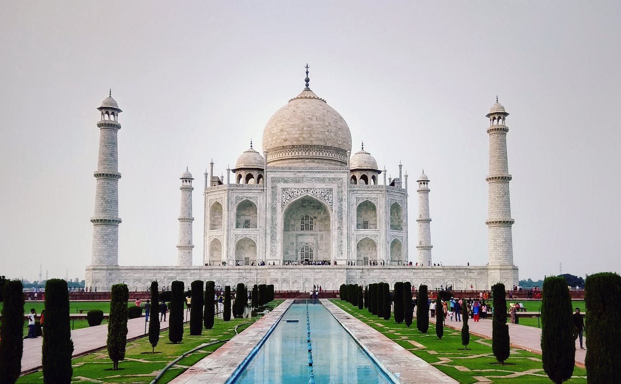 Taj Mahal-Best Pre-Wedding Photo Shoot Locations in Agra