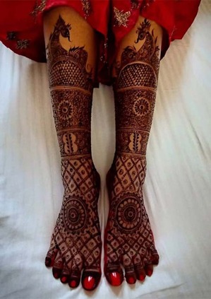 Mandala Leg Mehndi Design With leafy Motifs