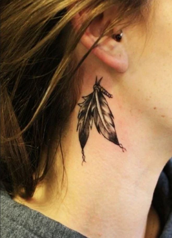 Feather-Inspired Neck Design